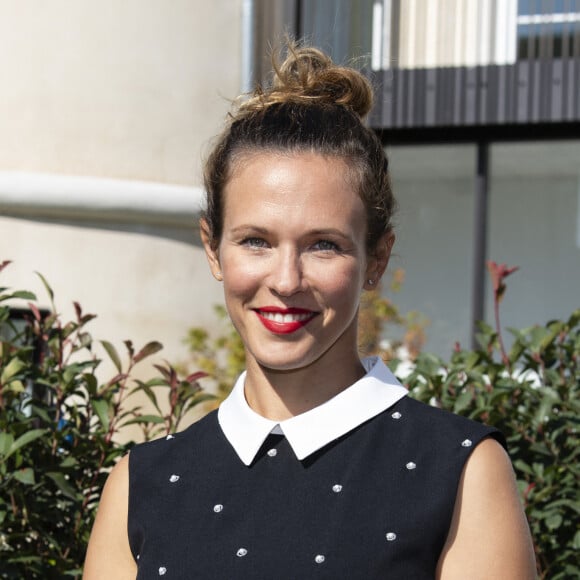 Exclusif - La chanteuse Lorie (Laure Pester) - La Première Dame et Laure Pester lors de l'inauguration de la Maison des parents de l'hôpital d'Enfants Margency à Margency. Le 17 septembre 2019 © Moreau-Perusseau / Bestimage 