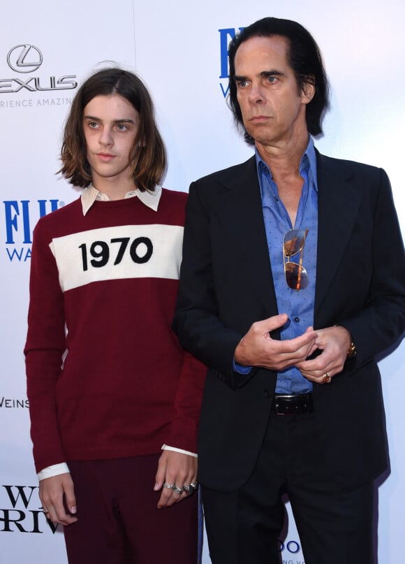 Rétro - Décès de Jethro Lazenby, fils de Nick Cave - Nick Cave et son fils à la première de 'Wind River' au théâtre de l'hôtel Ace à Los Angeles