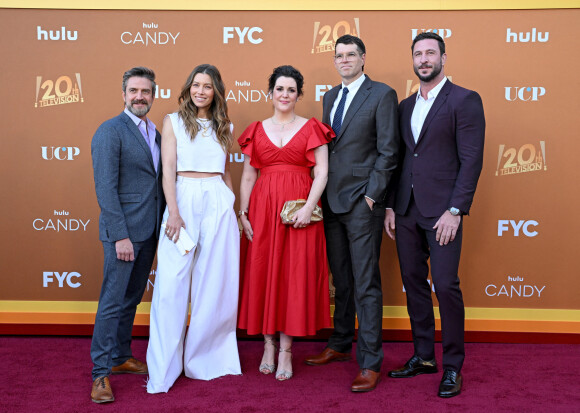 Timothy Simons, Jessica Biel, Melanie Lynskey, Raul Esparza, et Pablo Schreiber - Photocall de la série "Candy" (Hulu) à Los Angeles le 9 mai 2022  