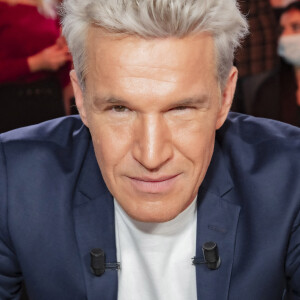Exclusif - Benjamin Castaldi - Sur le plateau de l'émission TPMP (Touche Pas à Mon Poste) présentée en direct par C.Hanouna le 08/02/22 en direct sur C8 - Paris le 08/02/22 © Jack Tribeca / Bestimage 