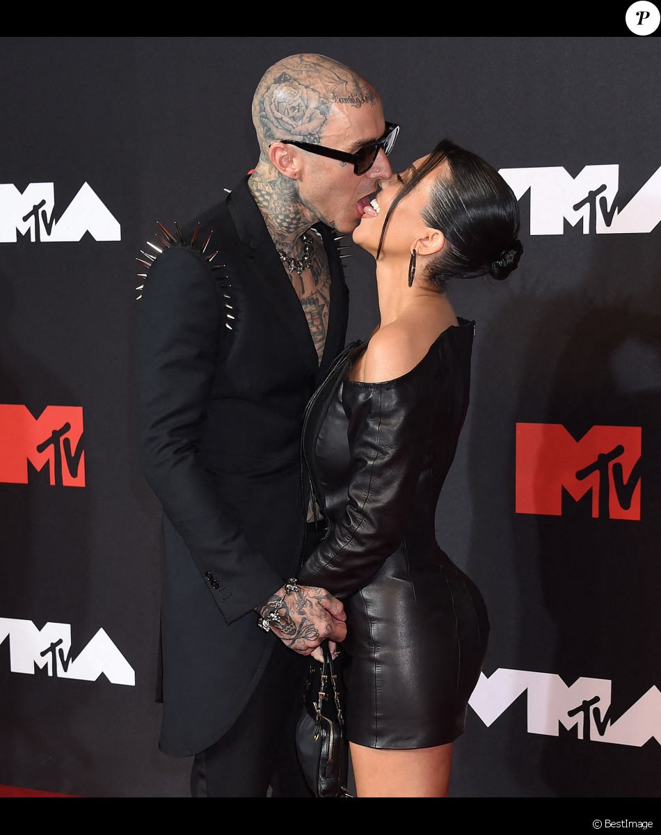 Kourtney Kardashian et Travis Barker assistent aux MTV Video Music Awards 2021 au Barclays Center. Brooklyn, New York, le 12 septembre 2021.