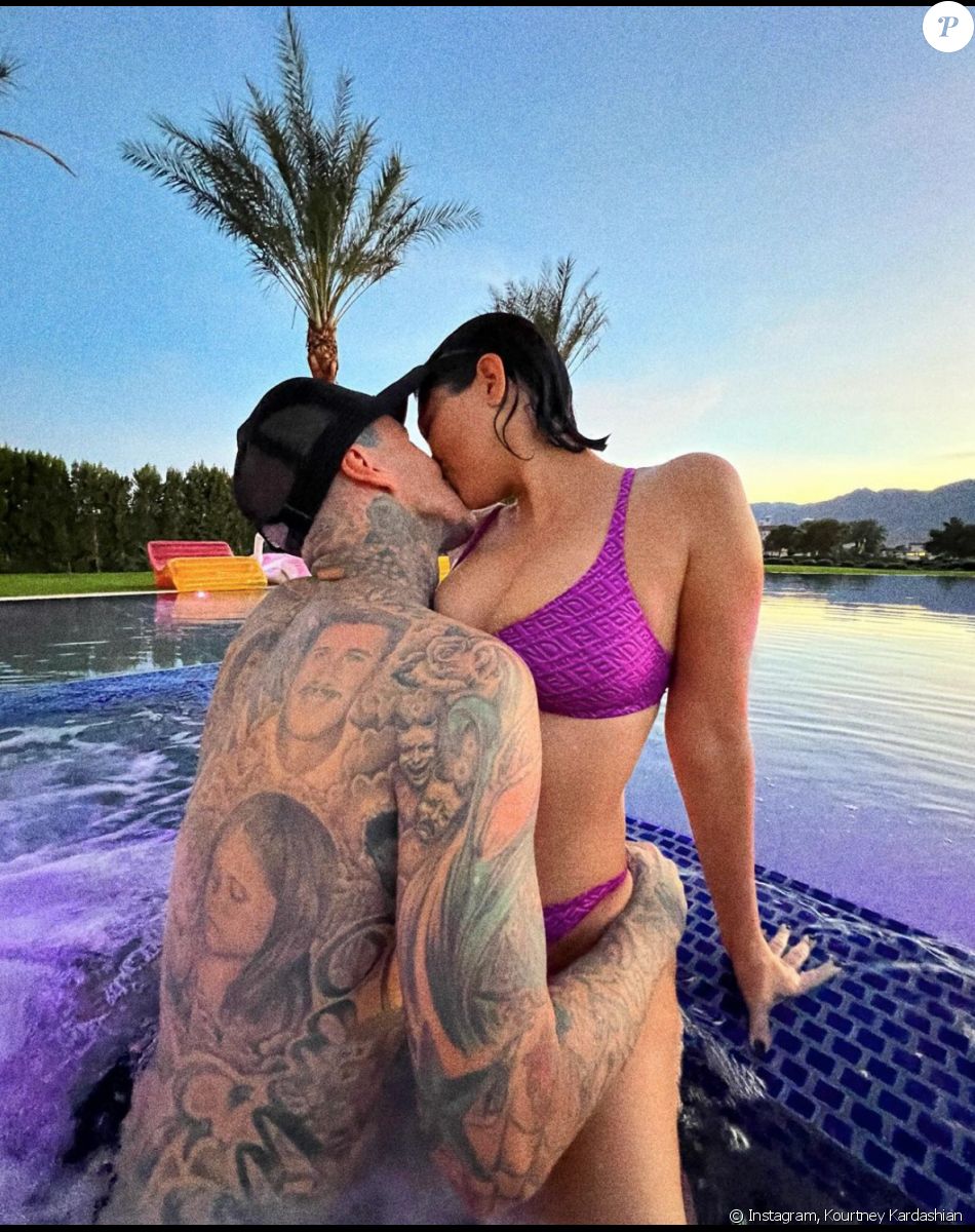 Kourtney Kardashian et son fiancé Travis Barker. Janvier 2022.