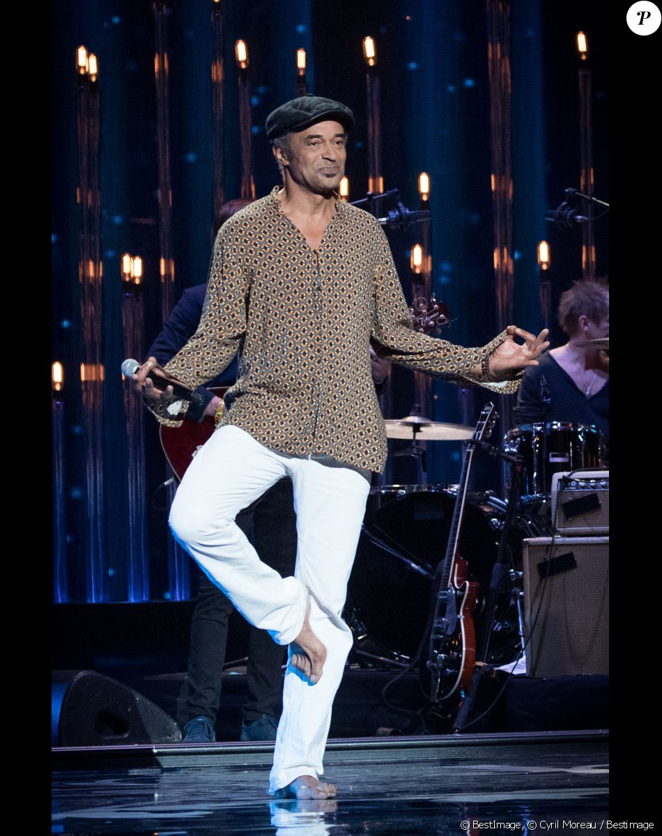 Exclusif - Yannick Noah - Enregistrement de l'émission "Rendez vous avec Julien Clerc" au Théâtre du Châtelet à Paris, qui sera diffusée le 29 novembre sur France 3. Le 24 octobre 2019. A travers un rendez-vous unique en son genre sur la scène du Théâtre du Châtelet, Julien Clerc a invité des artistes proches de lui à réinterpréter en duo ses plus grands hymnes. En 50 ans de carrière, Julien Clerc a marqué toutes les époques en offrant à son public des chansons iconiques. A l'occasion de cette soirée d'exception, un vibrant hommage sera rendu à Julien Clerc par tous ces artistes. Émaillé de témoignages et d'archives, "Rendez-vous avec Julien Clerc" offrira aux spectateurs l'occasion de se remémorer quelques bons souvenirs de toutes ces époques traversées. © Cyril Moreau / Bestimage