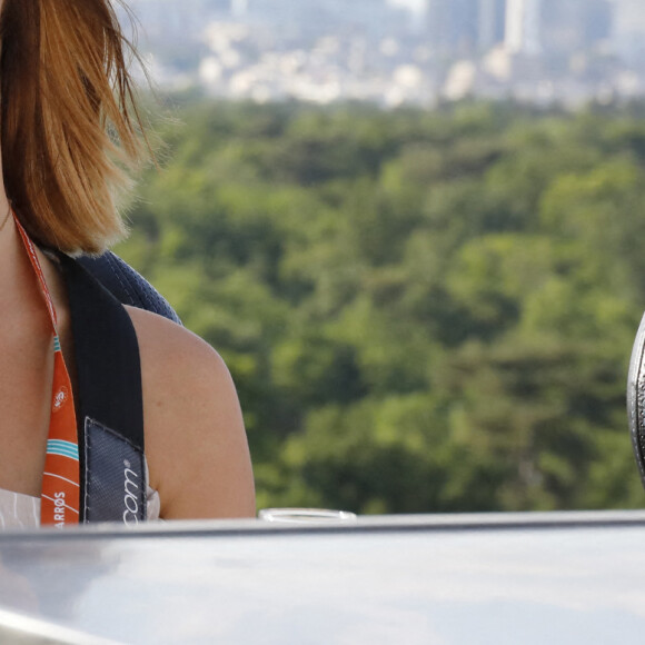 Exclusif - Maëva Coucke (Miss France 2018) - Roland Garros entre Ciel et Terre,Un voyage à 50m de hauteur, pétillant et gourmand, pour vous offrir une vue exceptionnelle à Paris le 17 mai 2022. © Marc Ausset-Lacroix/Bestimage 