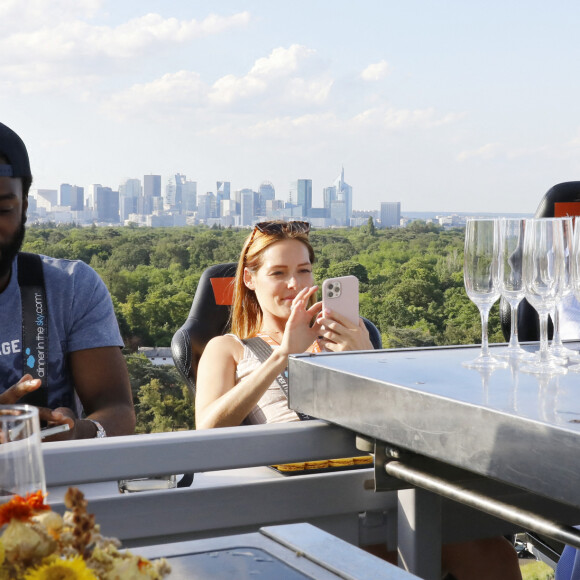 Exclusif - Maëva Coucke (Miss France 2018) - Roland Garros entre Ciel et Terre,Un voyage à 50m de hauteur, pétillant et gourmand, pour vous offrir une vue exceptionnelle à Paris le 17 mai 2022. © Marc Ausset-Lacroix/Bestimage 