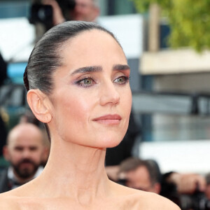 Jennifer Connelly - Montée des marches du film " Top Gun : Maverick " lors du 75ème Festival International du Film de Cannes. Le 18 mai 2022 © Cyril Moreau / Bestimage 