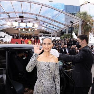 Exclusif - Jennifer Connelly - Arrivées à la montée des marches du film " Top Gun : Maverick " lors du 75ème Festival International du Film de Cannes. Le 18 mai 2022 © Unique Agency / Bestimage 