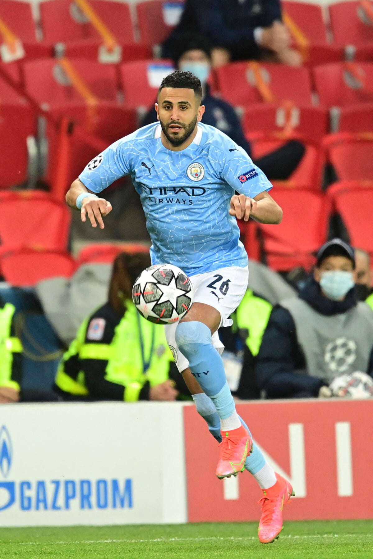 photo-riyad-mahrez-man-city-manchester-city-bat-le-psg-2-1-en