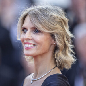 Sylvie Tellier - Montée des marches du film " Armageddon Time " lors du 75ème Festival International du Film de Cannes. © Cyril Moreau / Bestimage