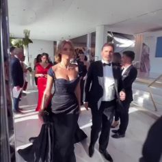 Sylvie Tellier et Richard Orlinski, duo complice au Festival de Cannes 2022.