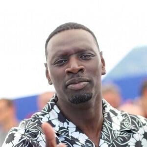 Omar Sy et Alassane Diong au photocall de "Tirailleurs" lors du 75ème Festival International du Film de Cannes, le 19 mai 2022. © Dominique Jacovides/Bestimage 