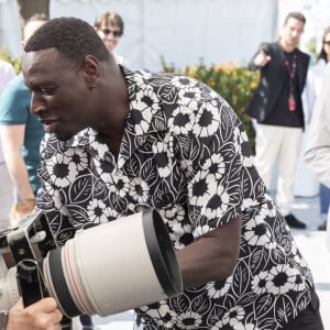 Omar Sy au photocall du film "Tirailleurs" (Un certain regard) lors du 75ème Festival International du Film de Cannes, le 19 mai 2022. © Cyril Moreau / Bestimage 