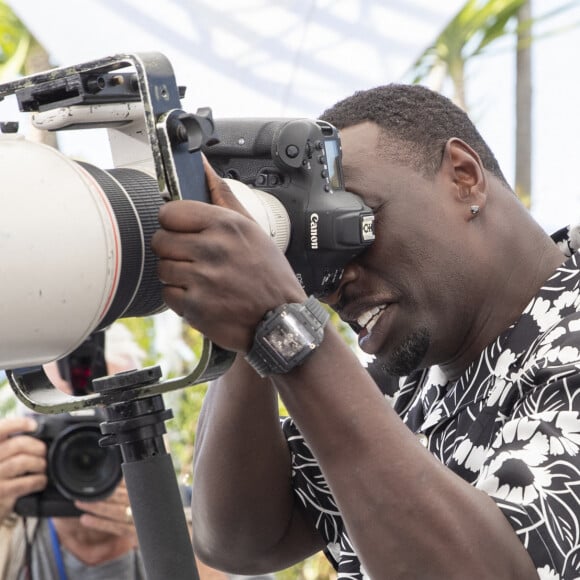 Omar Sy au photocall du film "Tirailleurs" (Un certain regard) lors du 75ème Festival International du Film de Cannes, le 19 mai 2022. © Cyril Moreau / Bestimage 