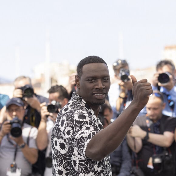 Omar Sy au photocall du film "Tirailleurs" (Un certain regard) lors du 75ème Festival International du Film de Cannes, le 19 mai 2022. © Cyril Moreau / Bestimage 