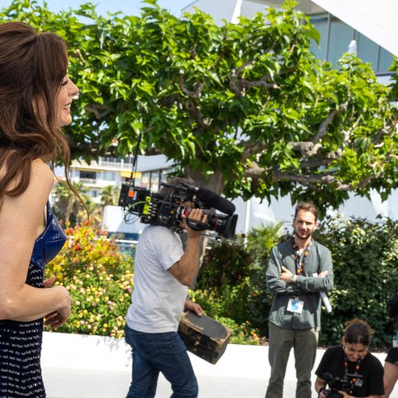 Anne Hathaway lors du photocall de "Armageddon Time" lors du 75ème Festival International du Film de Cannes, France, le 20 mai 2022. © Olivier Borde/Bestimage 