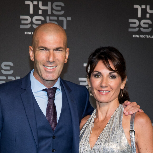 Zinedine Zidane et sa femme Véronique - Les célébrités arrivent à la cérémonie des Trophées Fifa 2018 au Royal Festival Hall à Londres, Royaume Uni, le 25 septembre 2018. © Cyril Moreau/Bestimage 