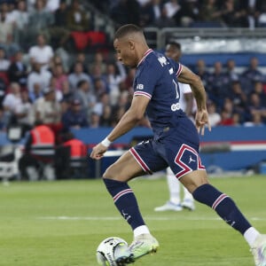 But de Kylian Mbappe (PSG) - Football : Match Ligue 1 Uber Eats PSG Vs Metz (5-0) au parc des princes à Paris le 21 mai 2022. © Michael Baucher/Panoramic/Bestimage 