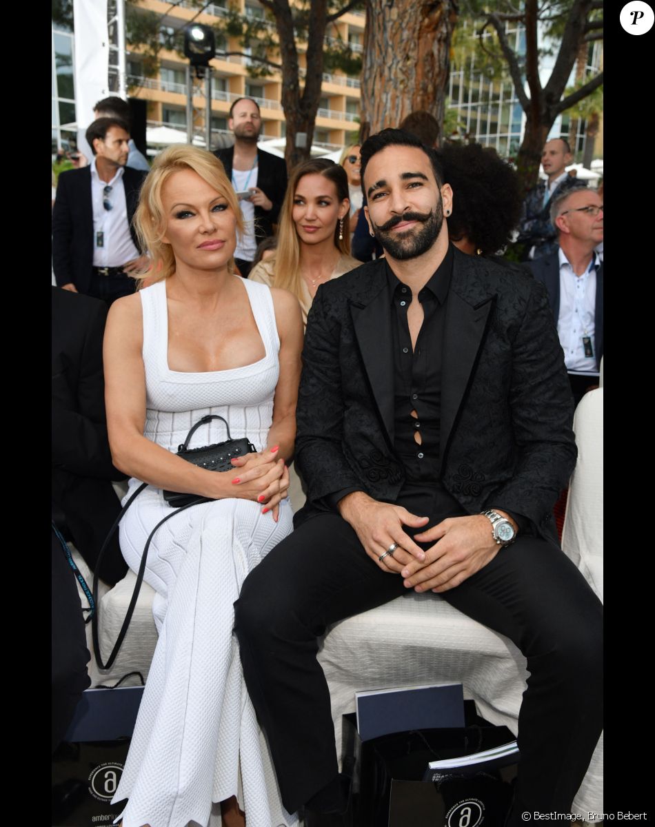 Pamela Anderson et son compagnon Adil Rami lors de la soirée Amber Lounge Monaco 2019 au profit de la fondation de Jackie Stewart "Race Against Dementia" à l'hôtel Méridien Beach Plaza à Monaco, le 24 mai 2019. © Bruno Bebert / Bestimage