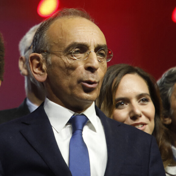 Sarah Knafo, conseillère de Eric Zemmour - Premier meeting de Eric Zemmour, candidat à l'élection présidentielle avec son parti "Reconquête !" à Villepinte le 5 décembre 2021. © Denis Guignebourg / Bestimage 