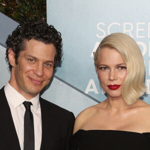 Michelle Williams enceinte et son fiancé Thomas Kail - 26ème cérémonie annuelle des "Screen Actors Guild Awards" ("SAG Awards") au "Shrine Auditorium" à Los Angeles, le 19 janvier 2020. 