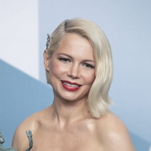 Michelle Williams enceinte - Pressroom - 26ème cérémonie annuelle des "Screen Actors Guild Awards" ("SAG Awards") au "Shrine Auditorium" à Los Angeles, le 19 janvier 2020. © Prensa Internacional via ZUMA Wire / Bestimage 