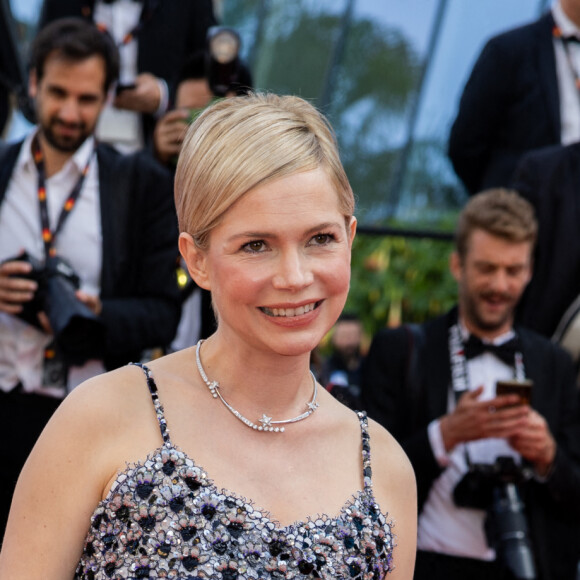 Michelle Williams (enceinte) - Montée des marches du film " Showing Up " lors du 75ème Festival International du Film de Cannes. Le 27 mai 2022 © Olivier Borde / Bestimage 