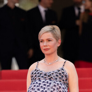 Michelle Williams (enceinte) - Montée des marches du film " Showing Up " lors du 75ème Festival International du Film de Cannes. Le 27 mai 2022 © Olivier Borde / Bestimage 