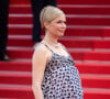 Michelle Williams (enceinte) - Montée des marches du film " Showing Up " lors du 75ème Festival International du Film de Cannes. © Olivier Borde / Bestimage 