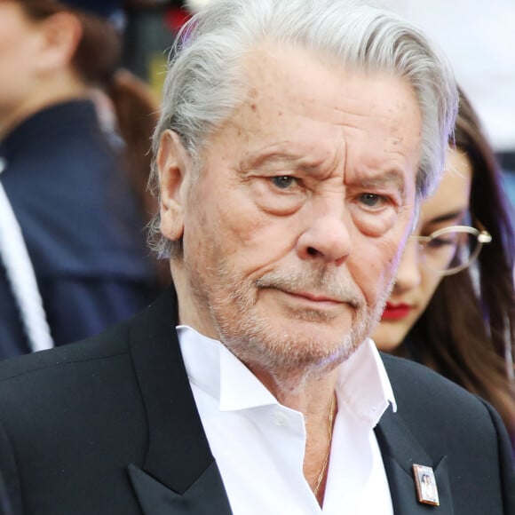 Alain Delon avant l'hommage et la palme d'or d'honneur pour l'ensemble de sa carrière lors du 72e festival du film de Cannes le 19 mai 2019