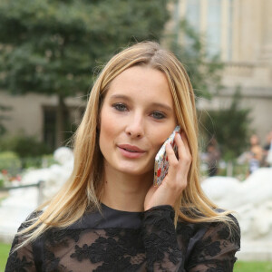 Ilona Smet (habillée en Création Olivier Lapidus) à la sortie du défilé de mode collection Printemps/Eté 2018 Lanvin lors de la Fashion Week à Paris, France, le 27 septembre 2017. © CVS-Veeren/Bestimage 