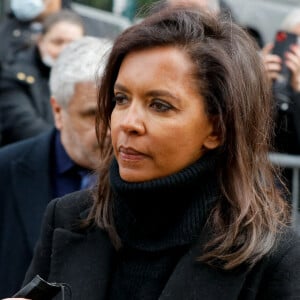 Karine Le Marchand - Obsèques de Jean-Pierre Pernaut en la Basilique Sainte-Clotilde à Paris le 9 mars 2022. © Christophe Clovis / Bestimage