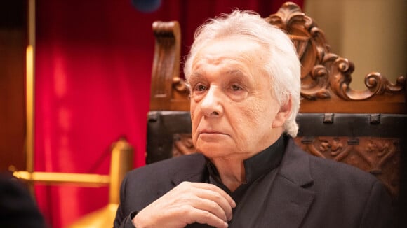 "Peut-être que..." : Michel Sardou prêt à renoncer à sa retraite de chanteur ?