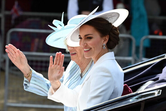 Catherine Kate Middleton, duchesse de Cambridge, Camilla Parker Bowles, duchesse de Cornouailles - Les membres de la famille royale lors de la parade militaire "Trooping the Colour" dans le cadre de la célébration du jubilé de platine (70 ans de règne) de la reine Elizabeth II à Londres, le 2 juin 2022.