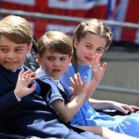 Charlotte de Cambridge : Agacée par son frère Louis, la fille de Kate Middleton le corrige en direct !