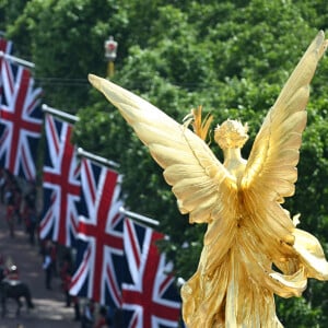 Illustrations de la parade militaire "Trooping the Colour" dans le cadre de la célébration du jubilé de platine (70 ans de règne) de la reine Elizabeth II à Londres, le 2 juin 2022.