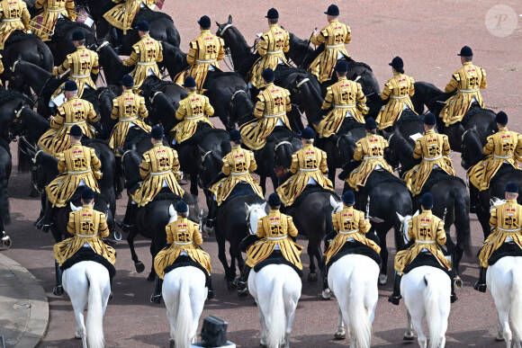 Illustrations de la parade militaire "Trooping the Colour" dans le cadre de la célébration du jubilé de platine (70 ans de règne) de la reine Elizabeth II à Londres, le 2 juin 2022.