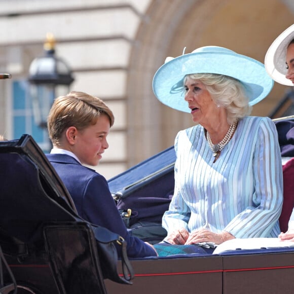 Le prince George, Camilla Parker Bowles, duchesse de Cornouailles, Catherine Kate Middleton, duchesse de Cambridge - Les membres de la famille royale lors de la parade militaire "Trooping the Colour" dans le cadre de la célébration du jubilé de platine (70 ans de règne) de la reine Elizabeth II à Londres, le 2 juin 2022.