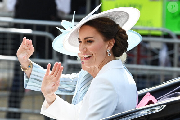 Catherine Kate Middleton, duchesse de Cambridge, Camilla Parker Bowles, duchesse de Cornouailles - Les membres de la famille royale lors de la parade militaire "Trooping the Colour" dans le cadre de la célébration du jubilé de platine (70 ans de règne) de la reine Elizabeth II à Londres, le 2 juin 2022.