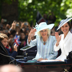 Camilla Parker Bowles, duchesse de Cornouailles, Catherine (Kate) Middleton, duchesse de Cambridge, le prince George de Cambridge - Les membres de la famille royale lors de la parade militaire "Trooping the Colour" dans le cadre de la célébration du jubilé de platine (70 ans de règne) de la reine Elizabeth II à Londres, le 2 juin 2022.