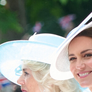 Camilla Parker Bowles, duchesse de Cornouailles, Catherine Kate Middleton, duchesse de Cambridge - Les membres de la famille royale lors de la parade militaire "Trooping the Colour" dans le cadre de la célébration du jubilé de platine de la reine Elizabeth II à Londres le 2 juin 2022.