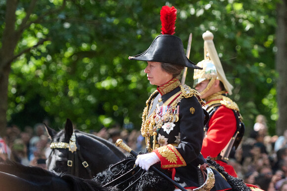 la princesse Anne d'Angleterre - Les membres de la famille royale lors de la parade militaire "Trooping the Colour" dans le cadre de la célébration du jubilé de platine de la reine Elizabeth II à Londres le 2 juin 2022.