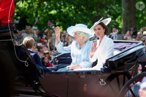 Camilla Parker Bowles, duchesse de Cornouailles, Catherine Kate Middleton, duchesse de Cambridge - Les membres de la famille royale lors de la parade militaire "Trooping the Colour" dans le cadre de la célébration du jubilé de platine de la reine Elizabeth II à Londres le 2 juin 2022.