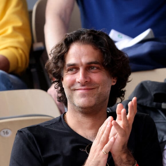 Joyce Jonathan et sa compagnon Martial Paoli - Les célébrités dans les tribunes lors des internationaux de France de Tennis de Roland Garros 2022 à Paris, France, le 2 juin 2022. © Dominique Jacovides/Bestimage