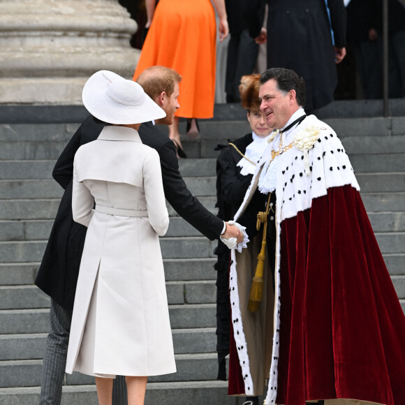 Le prince Harry et Meghan Markle - Les membres de la famille royale et les invités lors de la messe du jubilé, célébrée à la cathédrale Saint-Paul de Londres le 3 juin 2022. 