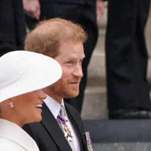 Le prince Harry et Meghan Markle - Les membres de la famille royale et les invités lors de la messe du jubilé, célébrée à la cathédrale Saint-Paul de Londres le 3 juin 2022 