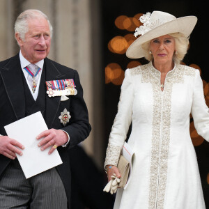 Le prince Charles, prince de Galles, et Camilla Parker Bowles, duchesse de Cornouailles - Les membres de la famille royale et les invités à la sortie de la messe du jubilé, célébrée à la cathédrale Saint-Paul de Londres, Royaume Uni, le 3 juin 2022. 