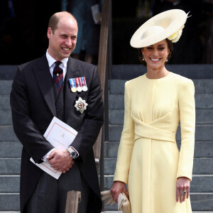 Le prince William, duc de Cambridge, et Catherine (Kate) Middleton, duchesse de Cambridge - Les membres de la famille royale et les invités lors de la messe célébrée à la cathédrale Saint-Paul de Londres, dans le cadre du jubilé de platine (70 ans de règne) de la reine Elisabeth II d'Angleterre. Londres.