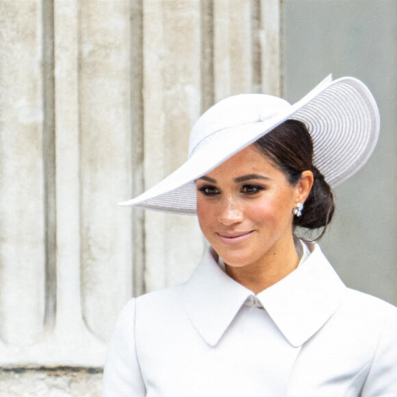 Le prince Harry, duc de Sussex, et Meghan Markle, duchesse de Sussex - Les membres de la famille royale et les invités lors de la messe célébrée à la cathédrale Saint-Paul de Londres, dans le cadre du jubilé de platine (70 ans de règne) de la reine Elisabeth II d'Angleterre. Londres, le 3 juin 2022. 