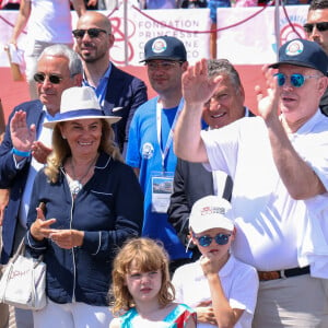 No Tabloïds - Le Prince Albert II de Monaco et ses enfants, le prince Jacques et la princesse Gabriella de Monaco - Cap Optimist en association avec la fondation princesse Charlène départ du port de Monaco pour une traversée jusqu'à Athènes en relais les Waterwoman pour un defi mondial caritatif inédit au profit des enfants vulnérables qui combattent le cancer Stéphanie Barneix, Emmanuelle Bescheron, Margot Calvet, Alexandra Lux, Marie Goyeneche, et Itziar Abascal. © Jean-Charles Vinaj/Pool Monaco/Bestimage