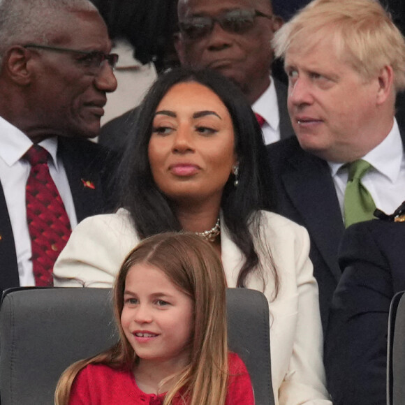 Kate Catherine Middleton, duchesse de Cambridge, et la princesse Charlotte, Zara Phillips Tindall, le prince George - La famille royale d'Angleterre au concert du jubilé de platine de la reine d'Angleterre au palais de Buckingham à Londres. Le 4 juin 2022